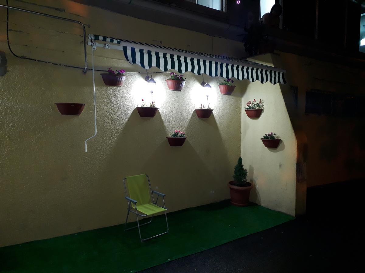 Nino'S Hotel On Tsamebuli Tbilisi Ngoại thất bức ảnh
